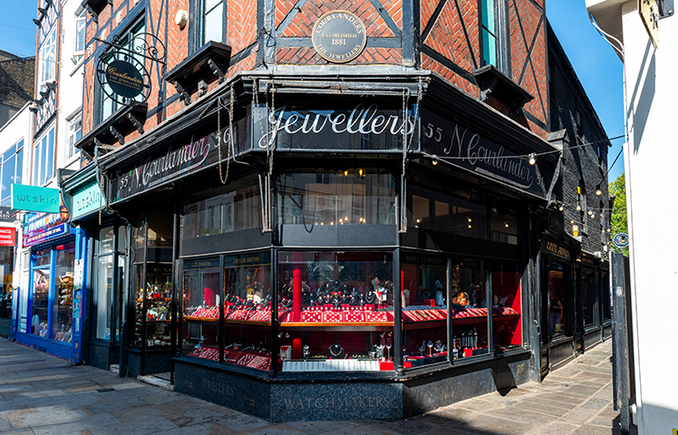 Whibleys, Courlanders Jewellery image
